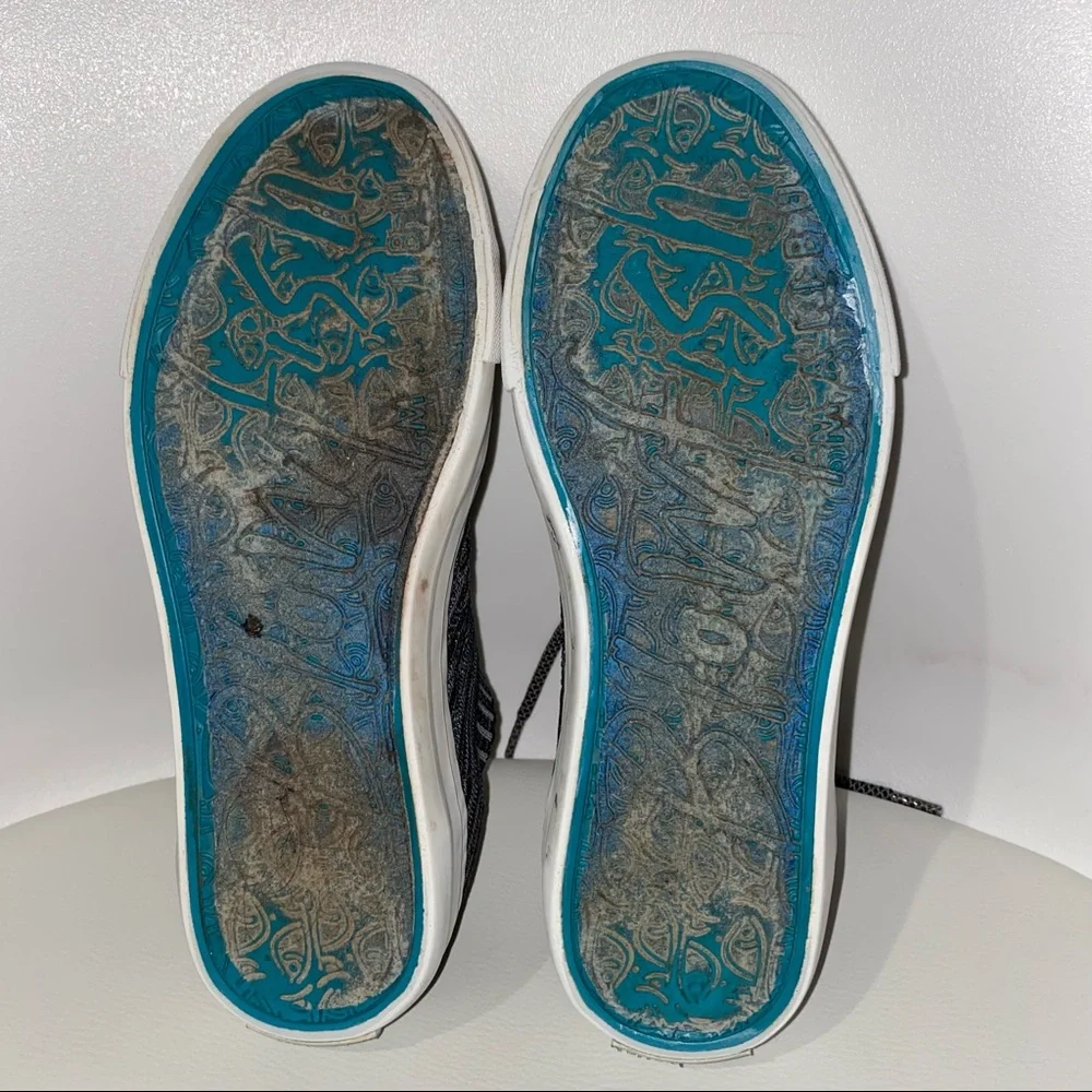 Blowfish Malibu Gray Knit Fabric Sneakers - Picture 9 of 11